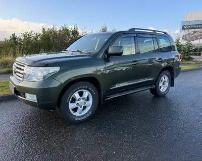 TOYOTA LAND CRUISER 200 VX