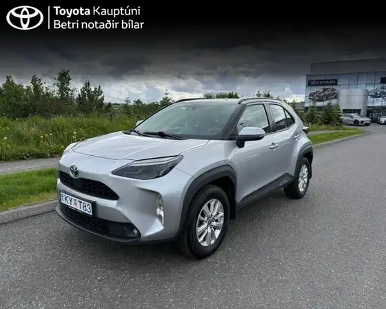 TOYOTA YARIS CROSS ACTIVE HYBRID AWD