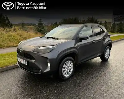 TOYOTA YARIS CROSS ACTIVE HYBRID AWD