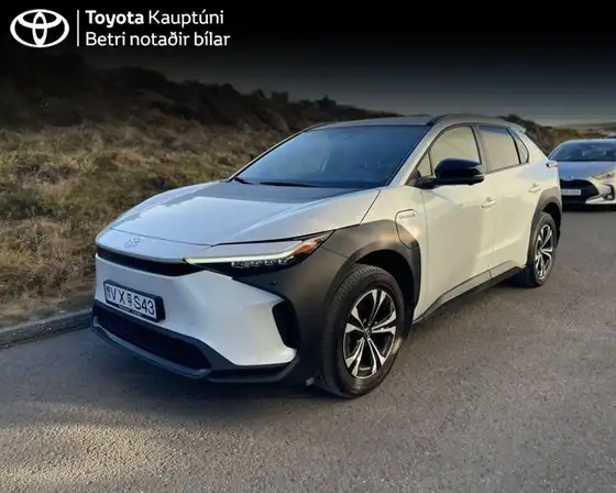 TOYOTA BZ4X GX PLUS FWD