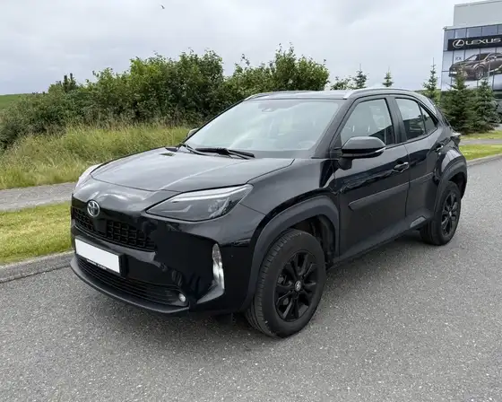 TOYOTA YARIS CROSS ACTIVE HYBRID AWD