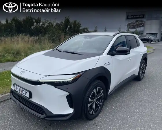 TOYOTA BZ4X GX PLUS FWD