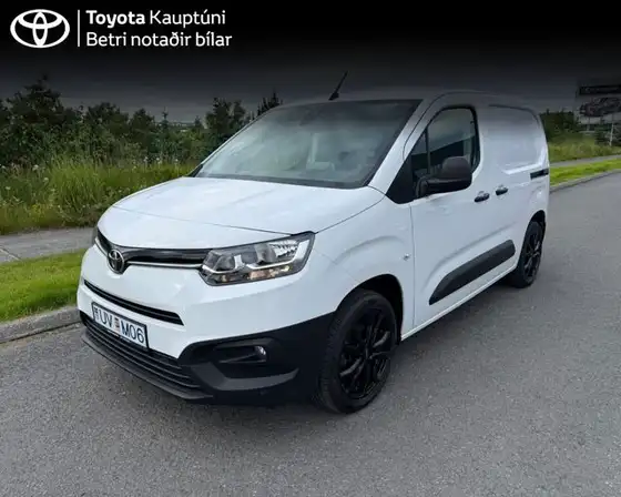 TOYOTA PROACE CITY STUTTUR