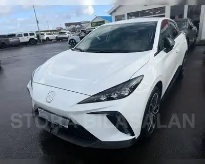 MG MG4 ELECTRIC LUXURY 64KWH