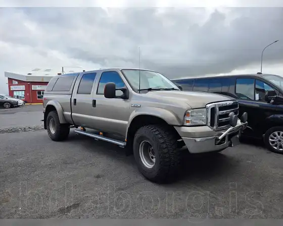 FORD F250 SUPER DUTY CREW