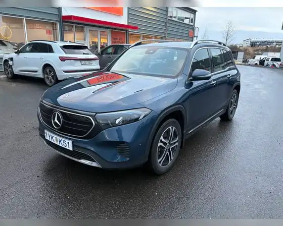 MERCEDES-BENZ EQB 300 PROGRESSIVE 4MATIC