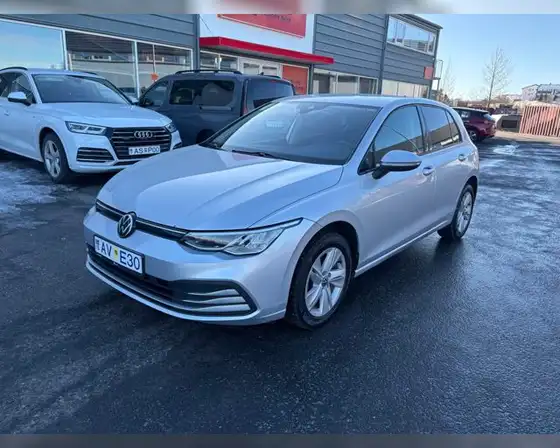 VW GOLF LIFE