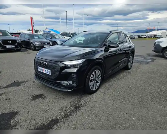 AUDI Q4 45 E-TRON QUATTRO