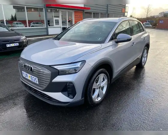 AUDI Q4 40 E-TRON