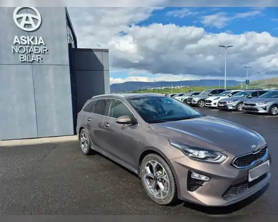 KIA CEED SW STYLE