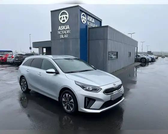 KIA CEED SW PHEV URBAN