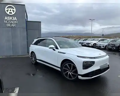 XPENG G9 PERFORMANCE PREMIUM