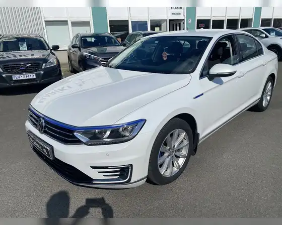 VW PASSAT GTE