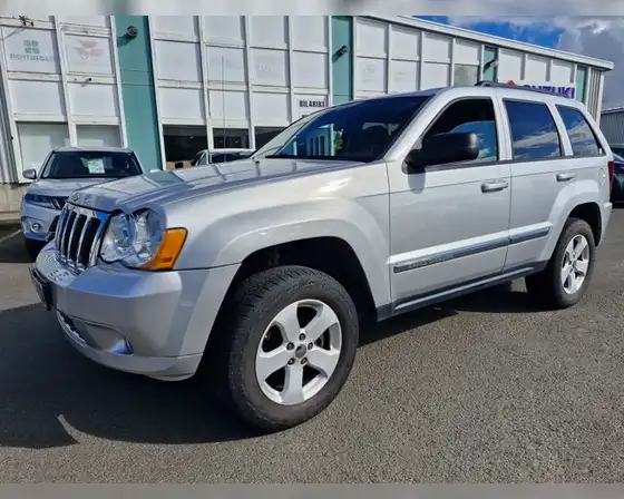 JEEP GRAND CHEROKEE LAREDO