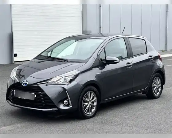 TOYOTA YARIS HYBRID