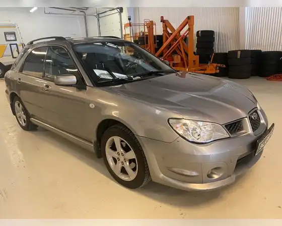 SUBARU IMPREZA