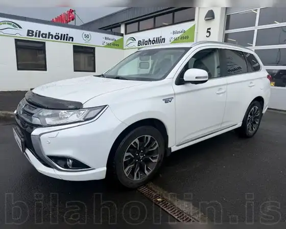 MITSUBISHI OUTLANDER PHEV