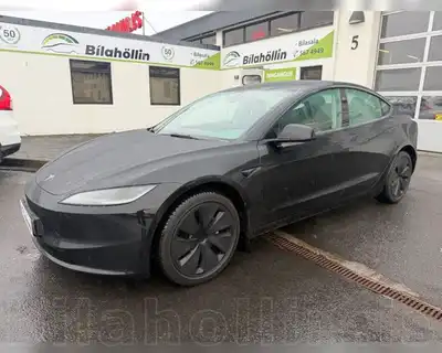 TESLA MODEL 3 LONG RANGE AWD