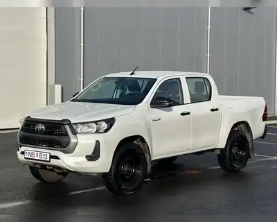 TOYOTA HILUX LX