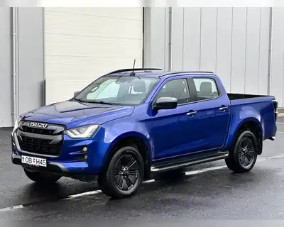 ISUZU D-MAX CREW CAB LUX